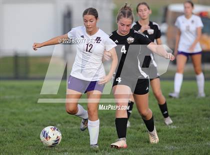 Thumbnail 3 in JV: Bloom-Carroll @ Amanda-Clearcreek photogallery.