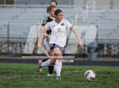 Thumbnail 1 in JV: Bloom-Carroll @ Amanda-Clearcreek photogallery.