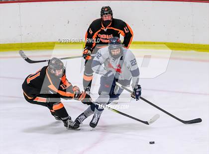 Thumbnail 2 in Kent School vs. Kimball Union Academy (Exeter Tournament) photogallery.