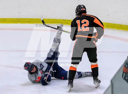 Thumbnail 2 in Kent School vs. Kimball Union Academy (Exeter Tournament) photogallery.