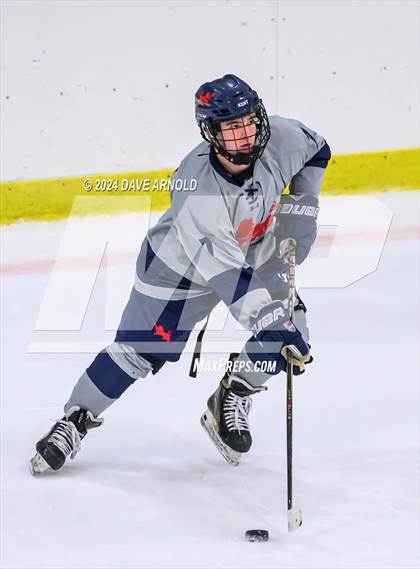 Thumbnail 2 in Kent School vs. Kimball Union Academy (Exeter Tournament) photogallery.