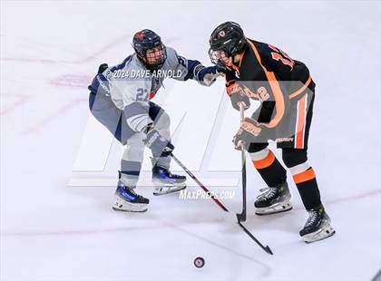 Thumbnail 1 in Kent School vs. Kimball Union Academy (Exeter Tournament) photogallery.