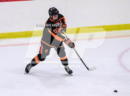 Thumbnail 1 in Kent School vs. Kimball Union Academy (Exeter Tournament) photogallery.