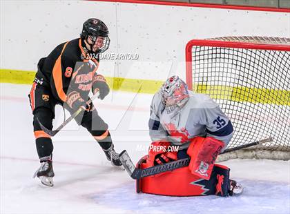 Thumbnail 1 in Kent School vs. Kimball Union Academy (Exeter Tournament) photogallery.