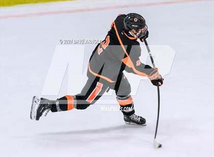 Thumbnail 3 in Kent School vs. Kimball Union Academy (Exeter Tournament) photogallery.