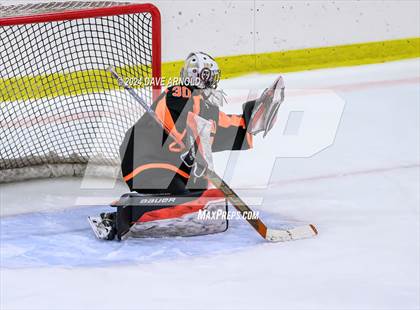 Thumbnail 1 in Kent School vs. Kimball Union Academy (Exeter Tournament) photogallery.