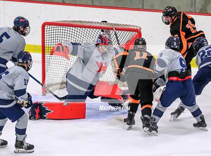 Thumbnail 1 in Kent School vs. Kimball Union Academy (Exeter Tournament) photogallery.