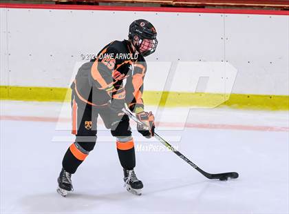 Thumbnail 2 in Kent School vs. Kimball Union Academy (Exeter Tournament) photogallery.
