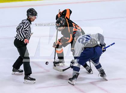 Thumbnail 1 in Kent School vs. Kimball Union Academy (Exeter Tournament) photogallery.