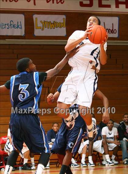 Thumbnail 1 in Mayfair vs. Compton (Pacific Shores Tournament) photogallery.