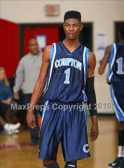 Thumbnail 2 in Mayfair vs. Compton (Pacific Shores Tournament) photogallery.