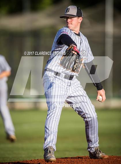 Thumbnail 3 in Dominion @ Loudoun Valley photogallery.