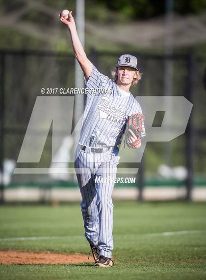 Thumbnail 2 in Dominion @ Loudoun Valley photogallery.