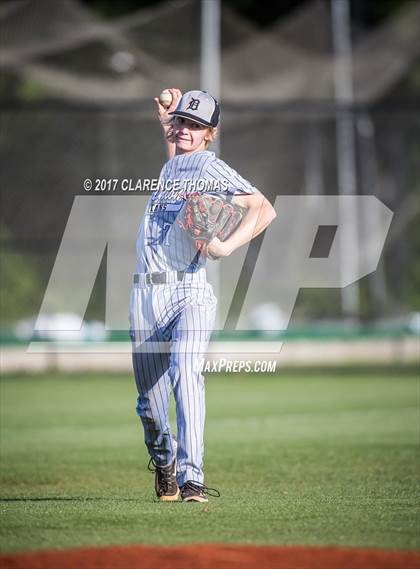 Thumbnail 3 in Dominion @ Loudoun Valley photogallery.