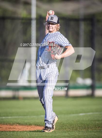 Thumbnail 1 in Dominion @ Loudoun Valley photogallery.