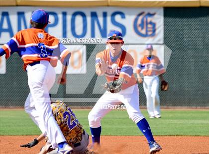 Thumbnail 3 in Durango vs Bishop Gorman photogallery.