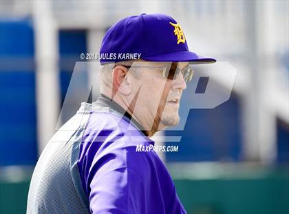 Thumbnail 2 in Durango vs Bishop Gorman photogallery.