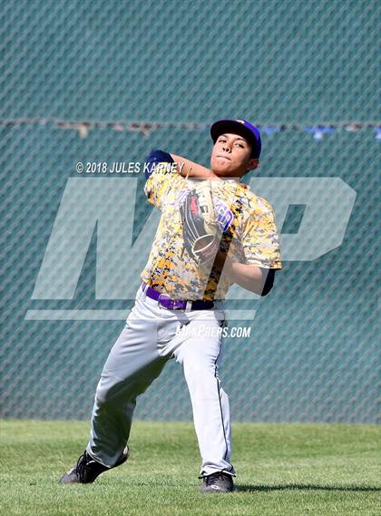 Thumbnail 3 in Durango vs Bishop Gorman photogallery.