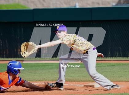 Thumbnail 3 in Durango vs Bishop Gorman photogallery.