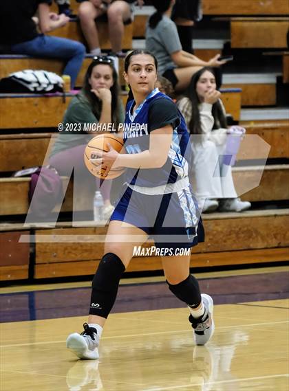 Thumbnail 3 in Foothill vs University (El Toro Thanksgiving Classic) photogallery.