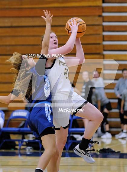 Thumbnail 3 in Foothill vs University (El Toro Thanksgiving Classic) photogallery.