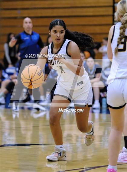 Thumbnail 1 in Foothill vs University (El Toro Thanksgiving Classic) photogallery.