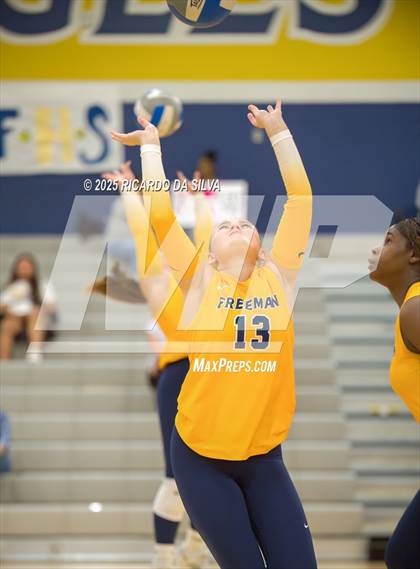 Thumbnail 1 in El Campo @ Freeman photogallery.