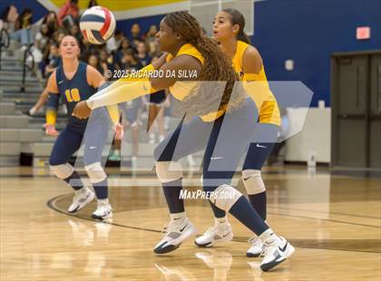 Thumbnail 3 in El Campo @ Freeman photogallery.
