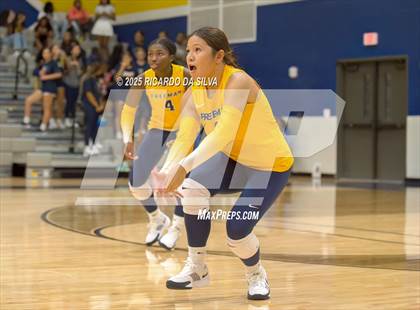 Thumbnail 1 in El Campo @ Freeman photogallery.