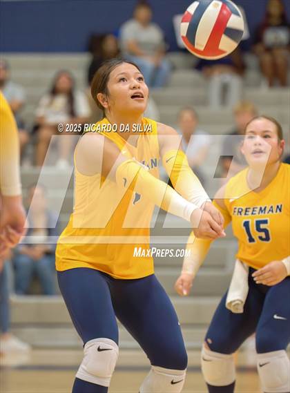 Thumbnail 3 in El Campo @ Freeman photogallery.