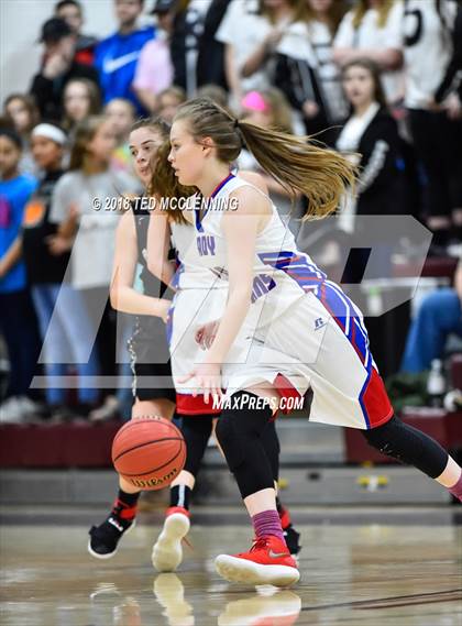 Thumbnail 2 in Caddo Hills vs. Bigelow (AAA 2A 2nd Round Playoff) photogallery.