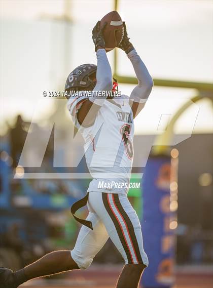 Thumbnail 1 in Central @ Edison (CIF 1-A  Final)  photogallery.