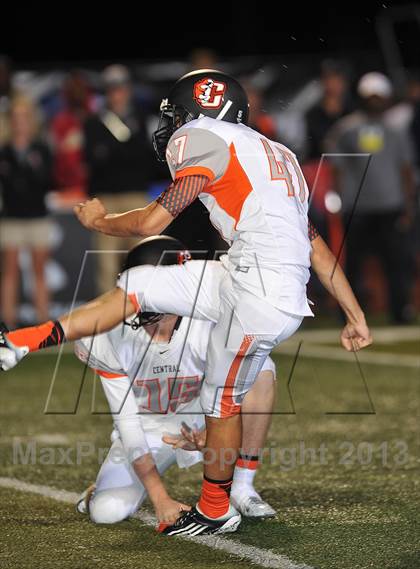Thumbnail 2 in Central @ Valor Christian photogallery.