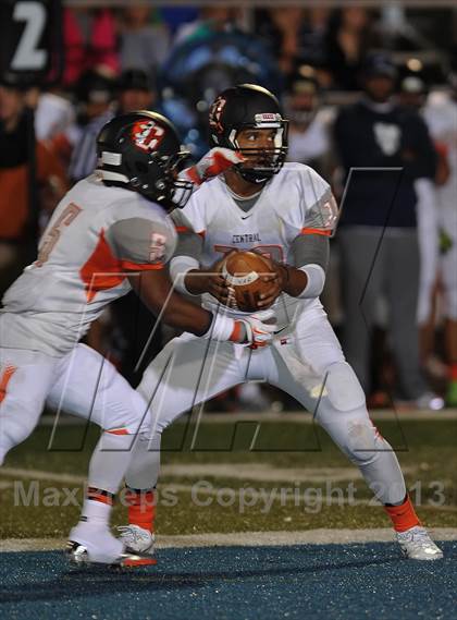 Thumbnail 3 in Central @ Valor Christian photogallery.