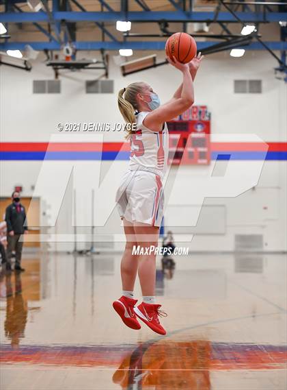 Thumbnail 2 in Penfield @ Fairport (Section V Class AA Quarterfinal) photogallery.