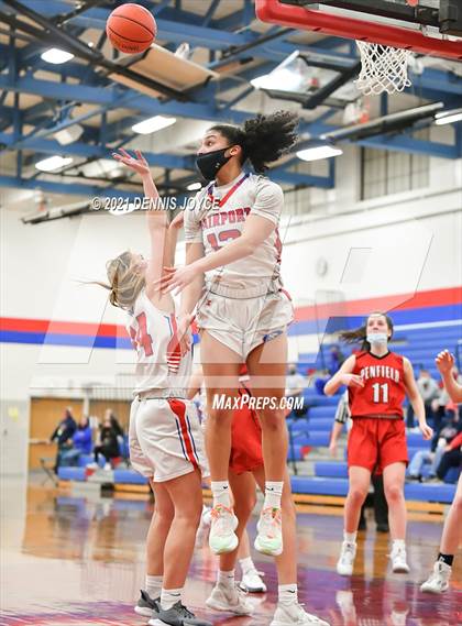 Thumbnail 1 in Penfield @ Fairport (Section V Class AA Quarterfinal) photogallery.