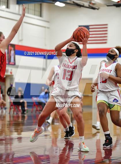 Thumbnail 3 in Penfield @ Fairport (Section V Class AA Quarterfinal) photogallery.
