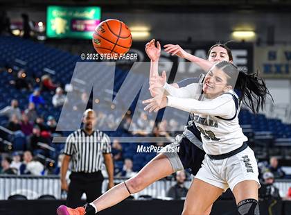 Thumbnail 3 in Glacier Peak @ Chiawana (WIAA State 4A Quarterfinals) photogallery.