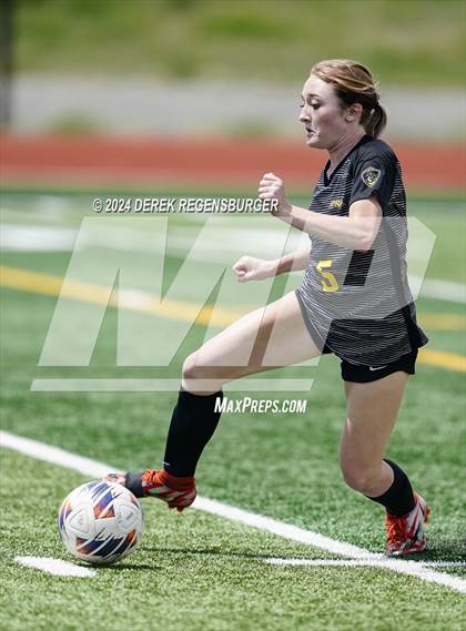 Thumbnail 3 in Vail Mountain vs Prospect Ridge Academy (CHSAA 3A Playoffs Rd 2) photogallery.