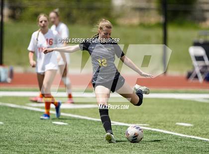 Thumbnail 2 in Vail Mountain vs Prospect Ridge Academy (CHSAA 3A Playoffs Rd 2) photogallery.