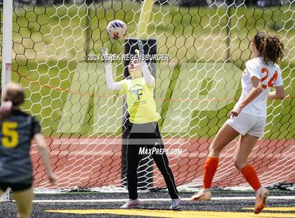 Thumbnail 1 in Vail Mountain vs Prospect Ridge Academy (CHSAA 3A Playoffs Rd 2) photogallery.