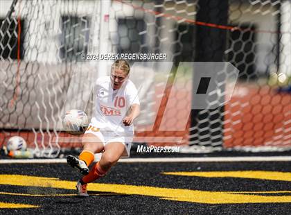 Thumbnail 3 in Vail Mountain vs Prospect Ridge Academy (CHSAA 3A Playoffs Rd 2) photogallery.