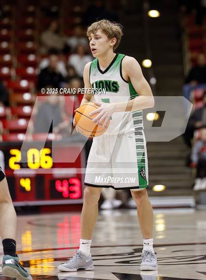 Thumbnail 2 in Payson vs. Pine View (UHSAA 4A Quarterfinal) photogallery.