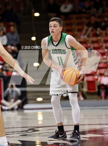 Thumbnail 3 in Payson vs. Pine View (UHSAA 4A Quarterfinal) photogallery.