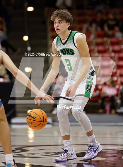 Thumbnail 2 in Payson vs. Pine View (UHSAA 4A Quarterfinal) photogallery.