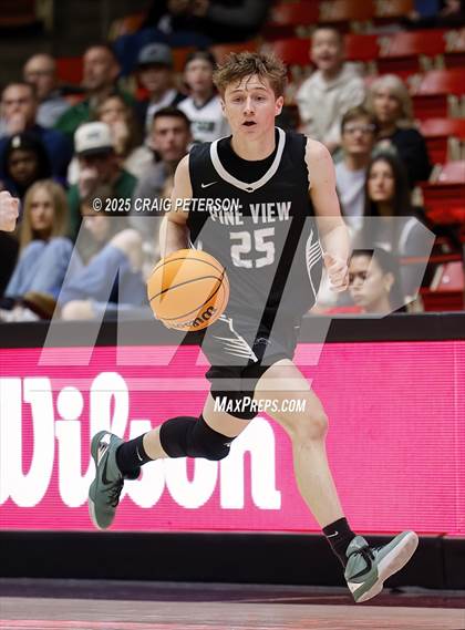 Thumbnail 3 in Payson vs. Pine View (UHSAA 4A Quarterfinal) photogallery.
