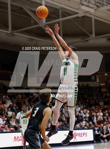 Thumbnail 1 in Payson vs. Pine View (UHSAA 4A Quarterfinal) photogallery.