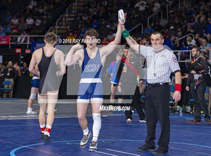 Thumbnail 3 in NYSPHSAA D1 Wrestling Championships (Semifinals 138 -170 lbs) photogallery.