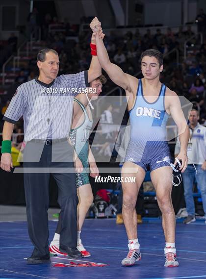 Thumbnail 3 in NYSPHSAA D1 Wrestling Championships (Semifinals 138 -170 lbs) photogallery.