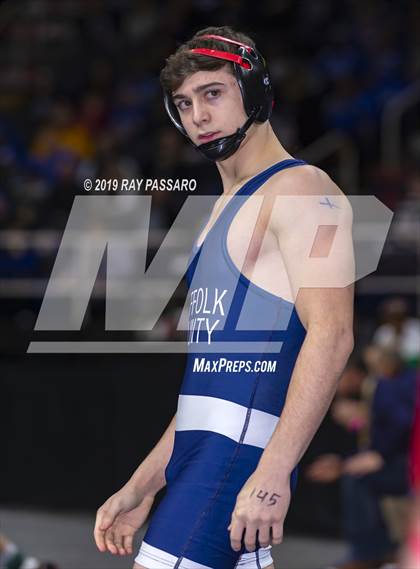 Thumbnail 3 in NYSPHSAA D1 Wrestling Championships (Semifinals 138 -170 lbs) photogallery.